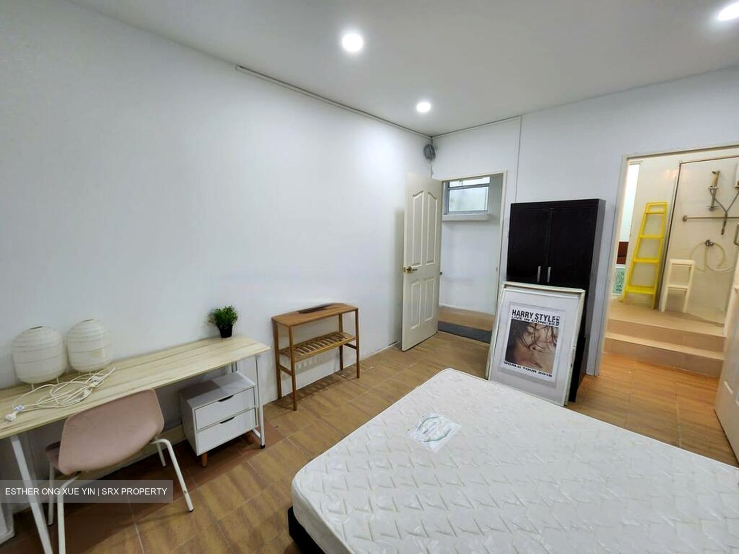 Lucky Plaza (D9), Apartment #458370391